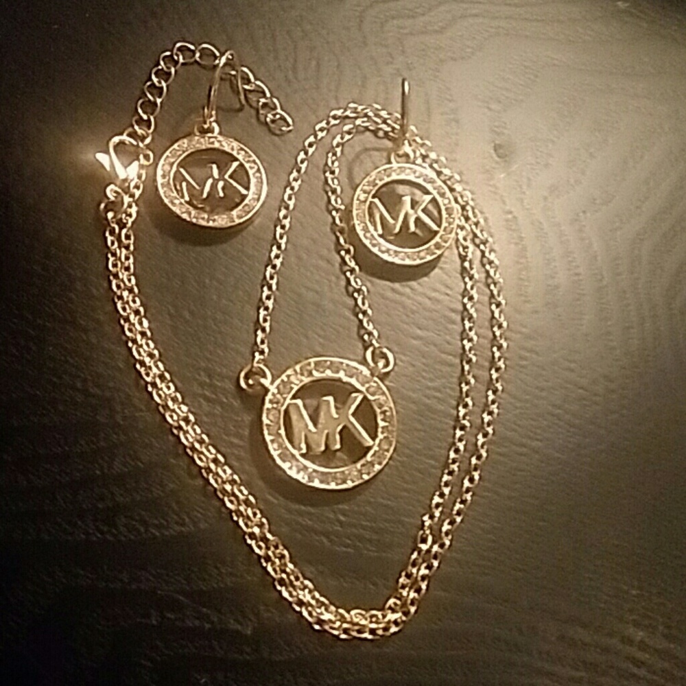 Michael Kors Gold Logo Matching Set